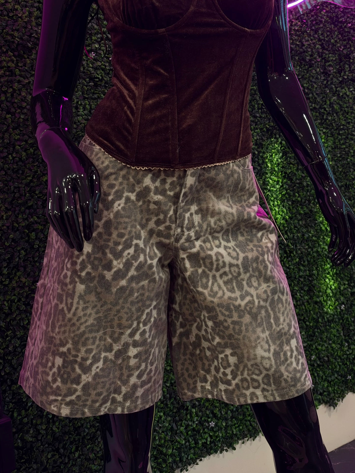 Wild Side Leopard Jorts